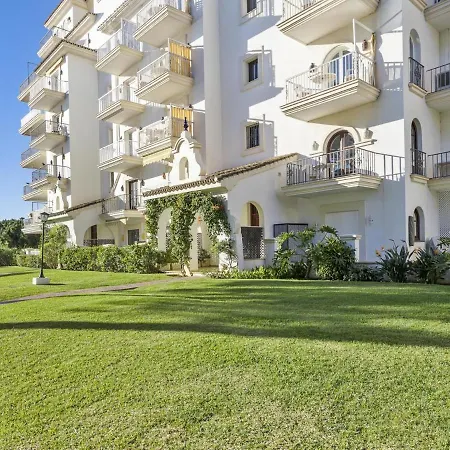 Junto Al Mar Ref 6 120 マルベーリャ