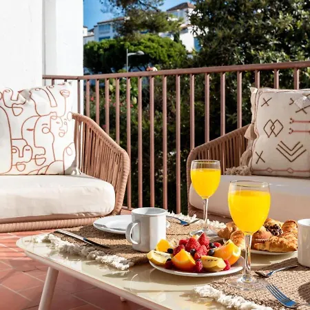 Junto Al Mar Ref 6 120 Marbella