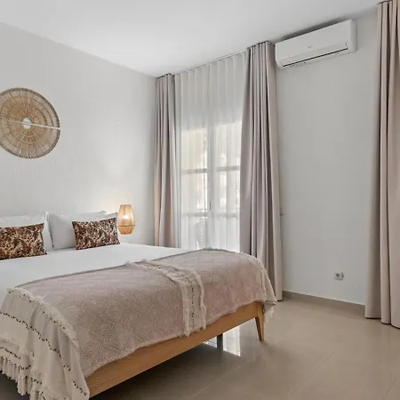 Junto Al Mar Ref 6 120 *