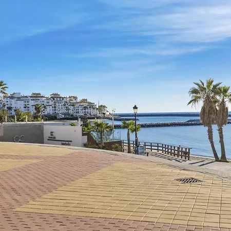 Junto Al Mar Ref 6 120 Marbella
